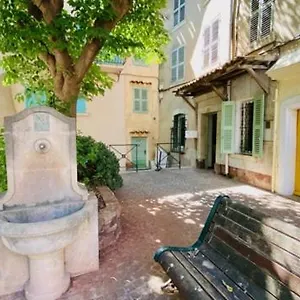T2 - 4 Couchages La Garde (Var)